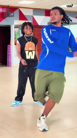 I’m a born Star ⭐️ W/ @_.Slimeee💚🐍  Dc: @Nenes🥇🇯🇲🇬🇧🇬🇭  @Uptek Dance Academy #akweleyone #kingskid #uptekdanceacademy #fyp #viral 