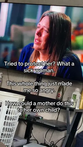 I just feel so bad for Lauryn. I don’t understand how a mother could say those deplorable things to her own daughter… and I can’t believe Lauryn forgives her!!! #unknownnumber #kendralicari #netflix #fyp #truestory 