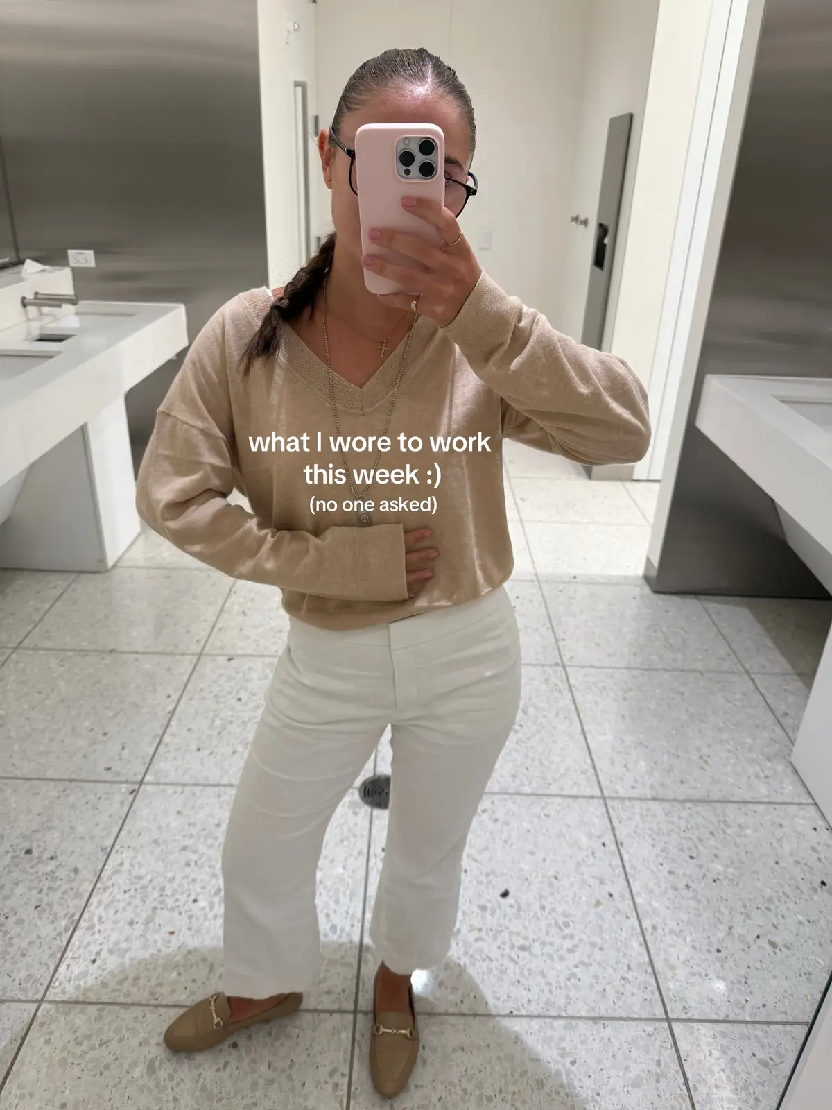 this mirror is sick of me #OOTD #corporateoutfit 