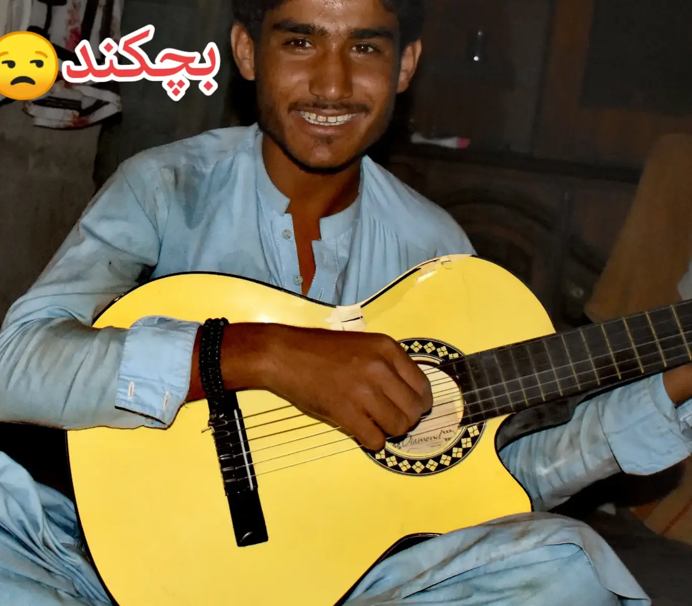 کسیءِ کندگانی توار اِنت اِدا نہ اِنت💫