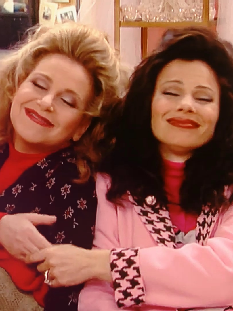 i loved their friendshipp  ib @melinidys #thenanny #thenannyshow #thenannyedit #franfine #franfineedit #frandrescher #frandrescheredit #ccbabock #maxwellsheffield #nilesthebutler #xyzabc #fyp #videoviral #valtoriello fran and val edit capsize