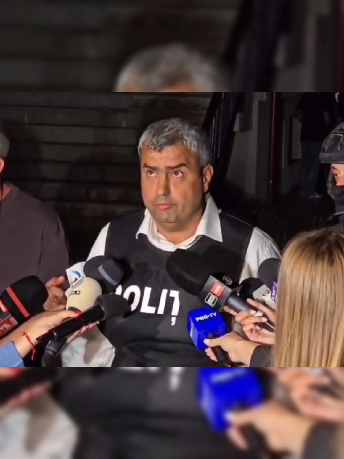 Au intrat peste criminalul din Otopeni după 12 ore de negocieri #hypic #hypicpioneer #buculeiion #foryoupage #fyv 