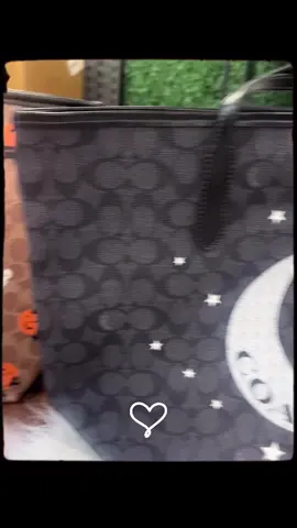 OBSESSED with these new bags from @Queen Bee Boutique 2.0  #obsessed #halloween #coach #spookyseason 