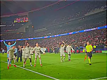هل ستنعاد هاي الاحتفال في دوري الابطال اوروبا 😉🔥 #كرة_القدم #برشلونة #fib #تيم_fyp #ريال_مدريد 