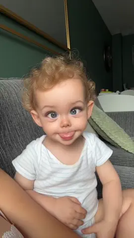 He was not impressed 😂 #foryoupage #mumsoftiktok #babiesoftiktok #fyp #comedy 