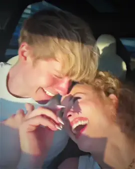 #SAMGOLBACH X #SOFIEDOSSI - Sam is so lucky 😙 - BIG THANKS TO @𝓪𝓿𝓮𝓻𝔂✖️ FOR HELPING ME GET PLUGINS! I OWE U THIIS  - - - - #viral #edit #aftereffects @Sam Golbach @Sofie Dossi 