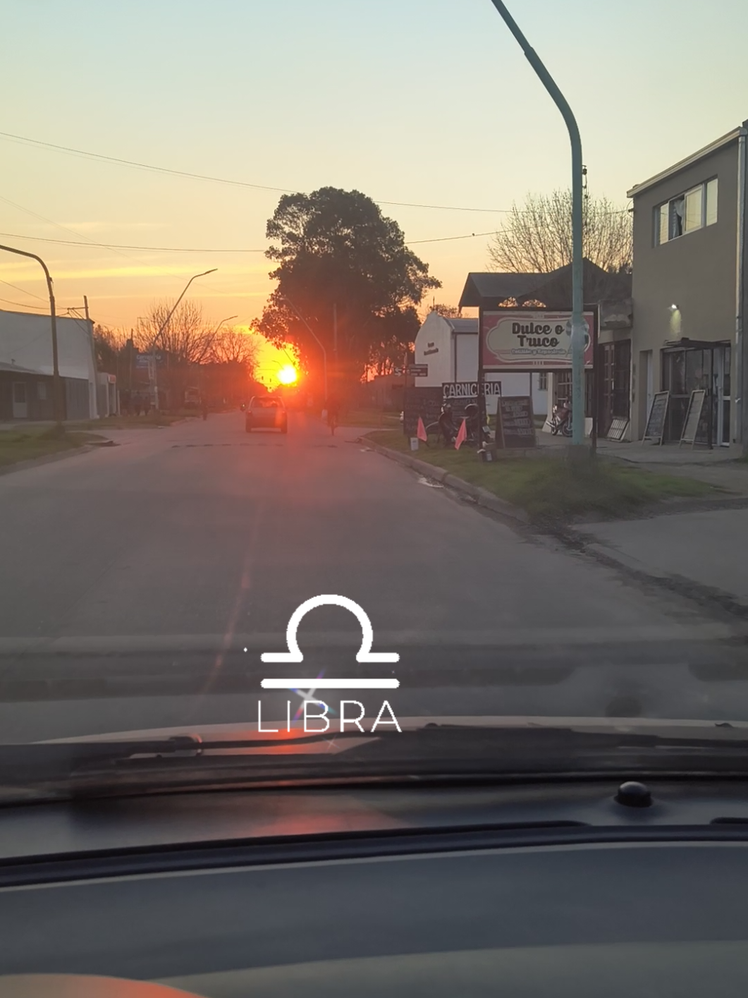 👉 El único signo que logra tener a Libra ♎ en sus manos es… Clip 2 (gracioso): 👉 JAJA ¿pensaste que era el tuyo? 🤭 Libra no se deja dominar  🤣 #signosdelzodiaco #paratiiiiiiiiiiiiiiiiiiiiiiiiiiiiiii #libra♎️ #tiktokviral2025 #ypffffffffffffffffffffff 