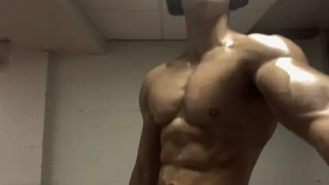 Chasing the greek god aesthetic 🔱 | Videocredits: @Joel_aesthetics._. #abs #biceps #veins #armmuscles #cardio 