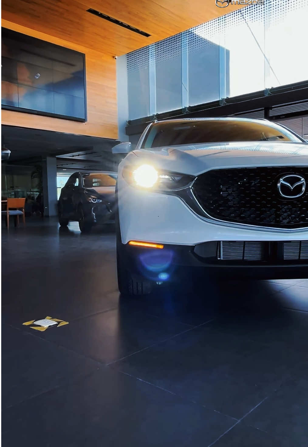 El Mazda CX-30: donde el lujo se encuentra con la adrenalina. Diseño premiado, tecnología AWD estándar y un motor que late fuerte. Cada curva es una emoción, cada viaje una experiencia premium. 📍 ¿Listo para vivir la era CX-30?  #cars #mazda #carsviral #cardesign #carsoftiktok 