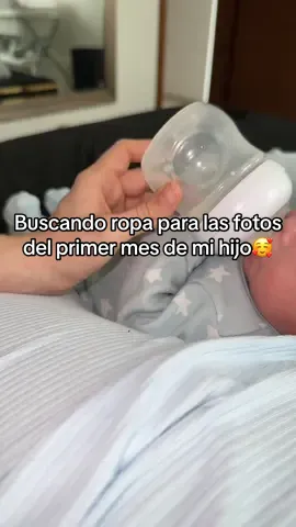 Buscando outfit para las fotos del primer mes de mi bebé 🥰👶🏼