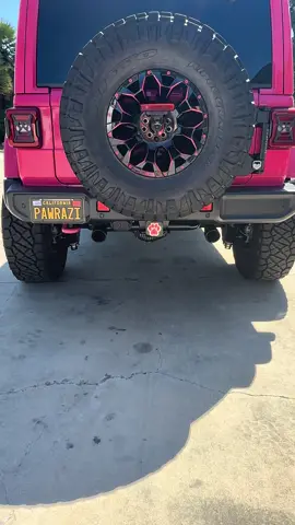 Super excited about my new  borla exhaust  and 4.88 gears …thank you  liberty off-road#j#jeepb#borlaexhaustp#pinkjeepj#jeepwranglerj#jeeplife#pawpawrazzi 