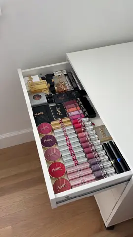 Organize my YSL DRAWER @YSL Beauty @SAINT LAURENT #yslmakeup #giftedbyyslbeauty #yslbeauty #ugccreator 