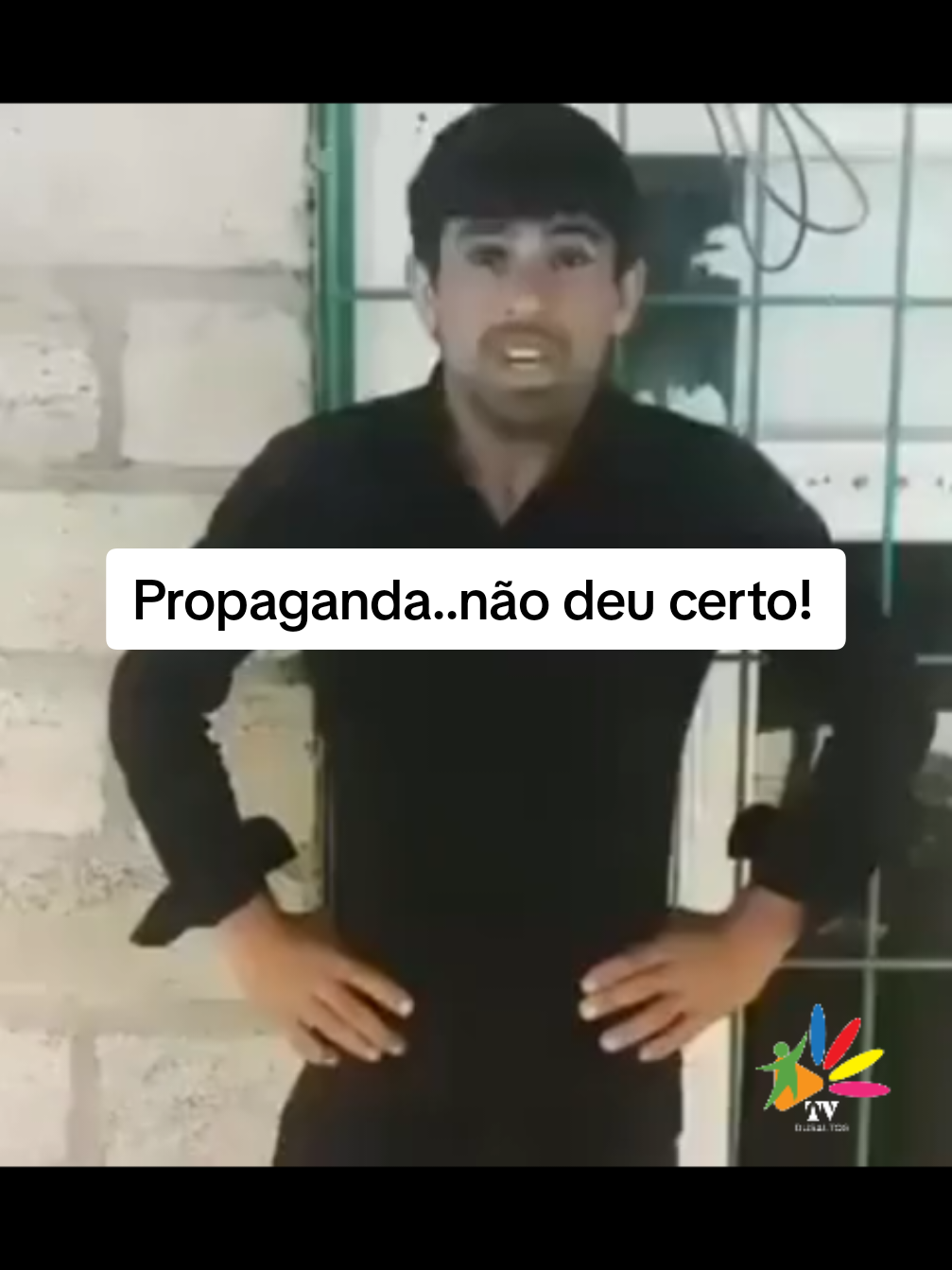 acordei assim...😶‍🌫️ #comedyvideo #tiktokviral #meme #espirro #sinusite 