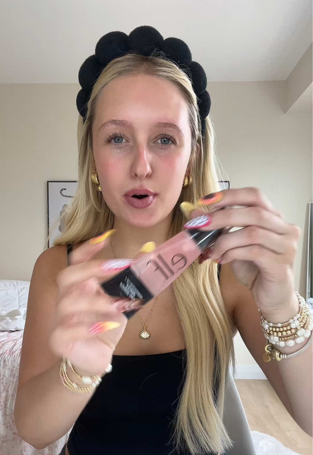 This will literally stay ALL day #schoolairtips #makeup #backtoschooltips #5minmakeup 