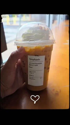#starbucksdrinks #starbuckspumpkinspice 