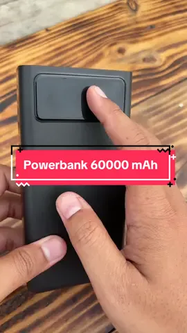 Powerbank 60000 mAh praktis bisa dipakai banyak perangkat #powerbank60000mah #powerbankjumbo #powerbank 