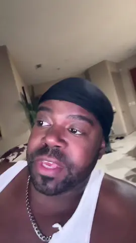 he not finna bully me fr
