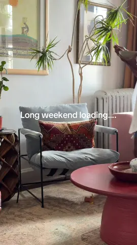 Labor day weekend plans, Stay at home and enjoy my rent. #labordayweekend #cozyathome #cozyspaces #homedecorinspo #cozyhomedecor 
