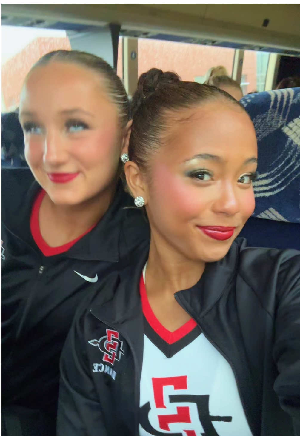 Happy first game day!!♥️🤍  @Riley Mac  #sdsu #sdsudanceteam #sandiegostateuniversity #football #CollegeFootball 