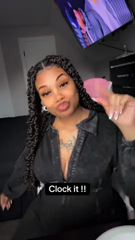 #grownwoman #clockit 