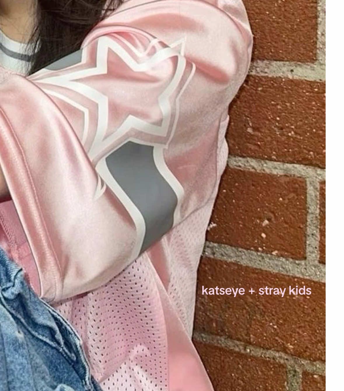 doesn’t end at sophia and chan btw / saw someone comparing yoonchae and jeongin and thought of this #foryoupage #kpopfyp #eyekons #stays #xyzbca @KATSEYE @Stray Kids  FAKE BODY TIKTOK ‼️⚠️