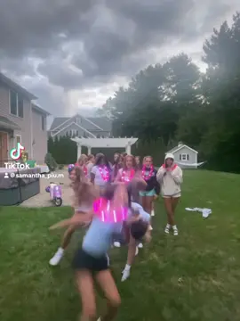 pt 2 at @🌺Sam🌺 ‘s house #party #tiktokim18donttakethisdown #fakebody #parentmanaged #18yearsolold⚠️ 