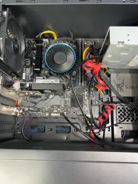 PC em ação 🚀💻 Aqui na INFO.COM montamos, limpamos e fazemos upgrades que dão vida nova ao seu setup ⚡#PCGamer #SetupGamer #MontagemPC #DesktopGamer #InfoComDigital 