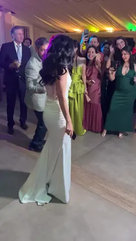 ayy, lupitaa. 🫦 #lupitavillalobos #fyp #fy #iconic #boda @Lupita Villalobos Beltran @Un Tal Fredo 