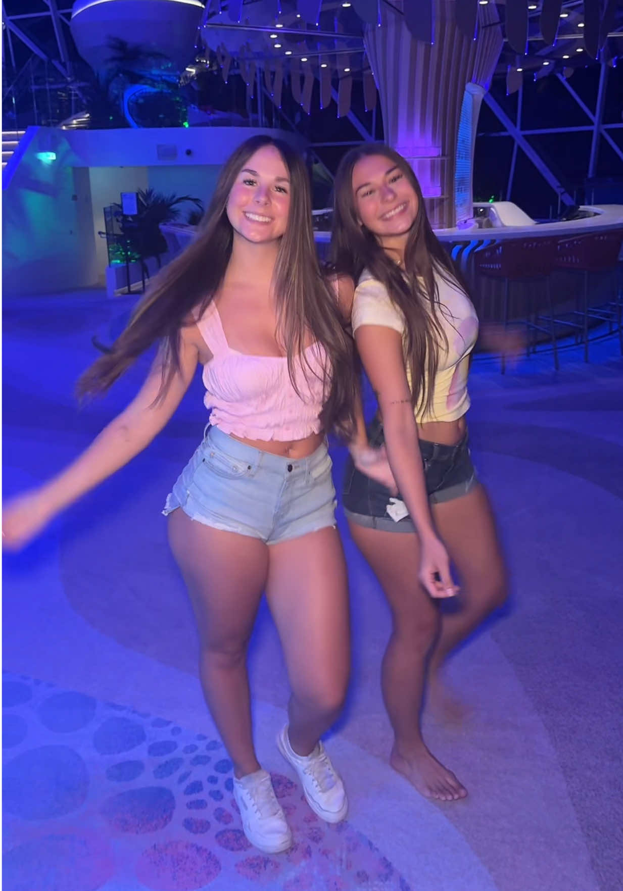 @Sophie Rain 💜💜