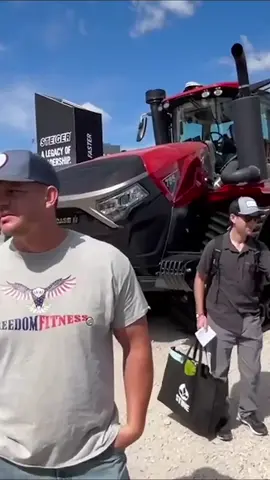 FIRST LOOK! The Steiger 785 quadtrac brings the power! With 785 rated horsepower and 853 peak horsepower, its designed for higher productivity. It's all about performance! #Steiger785 #quadtrac #tractor #horsepower #agriculture #farming