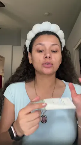 Bueno si me pagan🤣 Pero yo los compré no me los mandaron😮‍💨🤣 #skincare #acne #skincarecoreano #centella #fyp 