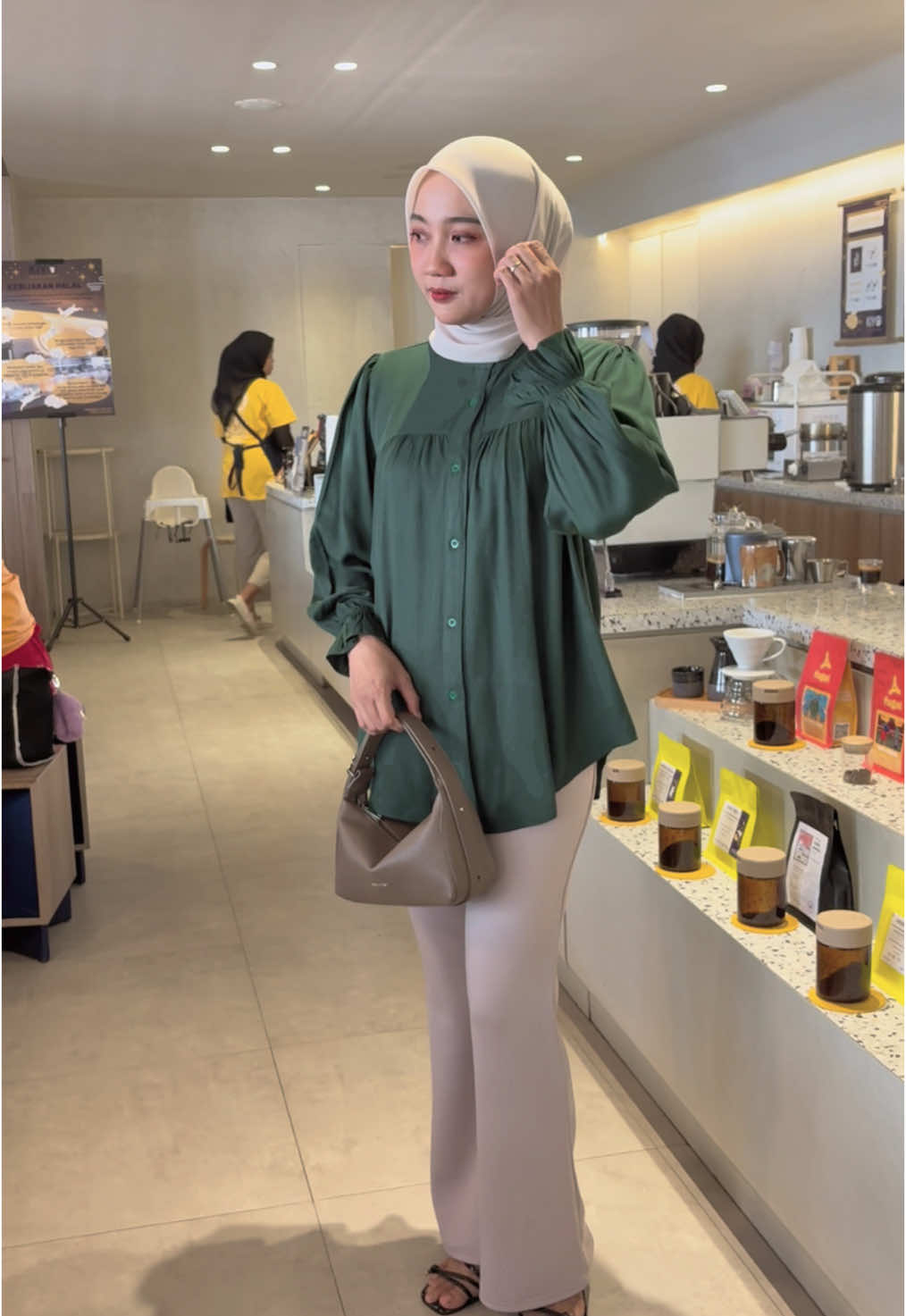 Murah tapi kita ga murahan yaa gays 😎#atasancantik #atasanwanitakekinian #blousecantik #fypシ゚viral 