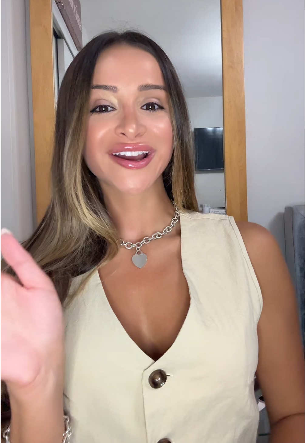 Feeling low on energy? You NEED a Vitamin B12 injection  💉⚡️🔋 #fyp #nursesoftiktok #studentnurselife #vitamins #vitamintherapy 