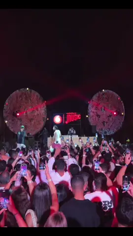 ويجز وزياد ظاظا - غريبة من حفلة اصدار البوم عقارب 🕰️ @Wegz @ZIAD ZAZA | زياد ظاظا 🇪🇬 #wegzkrofficial #ويجز_wegz #راب_مصري #explore #ziadzaza 