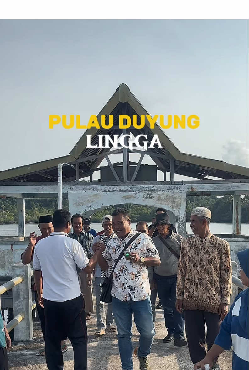 Silaturahmi bersama masyarakat pulau duyung di pagi hari penuh dengan semangat  #fyp  #azizmartindaz  #anggotadprdkepri  #politikkepri 