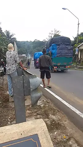 #patah as roda coba ditarik tambang GK kuat