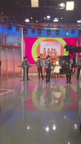 LOS PRIMOS DE DURANGO  EN DESPIERTA AMERICA  #bailesvideos #bailesenelgabacho #bailesenestadosunidos #bailesenelgabacho 