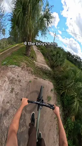 4 the mtb boys 😎 #mtb #mtblife #mountainbiking #dirtjump #bike 