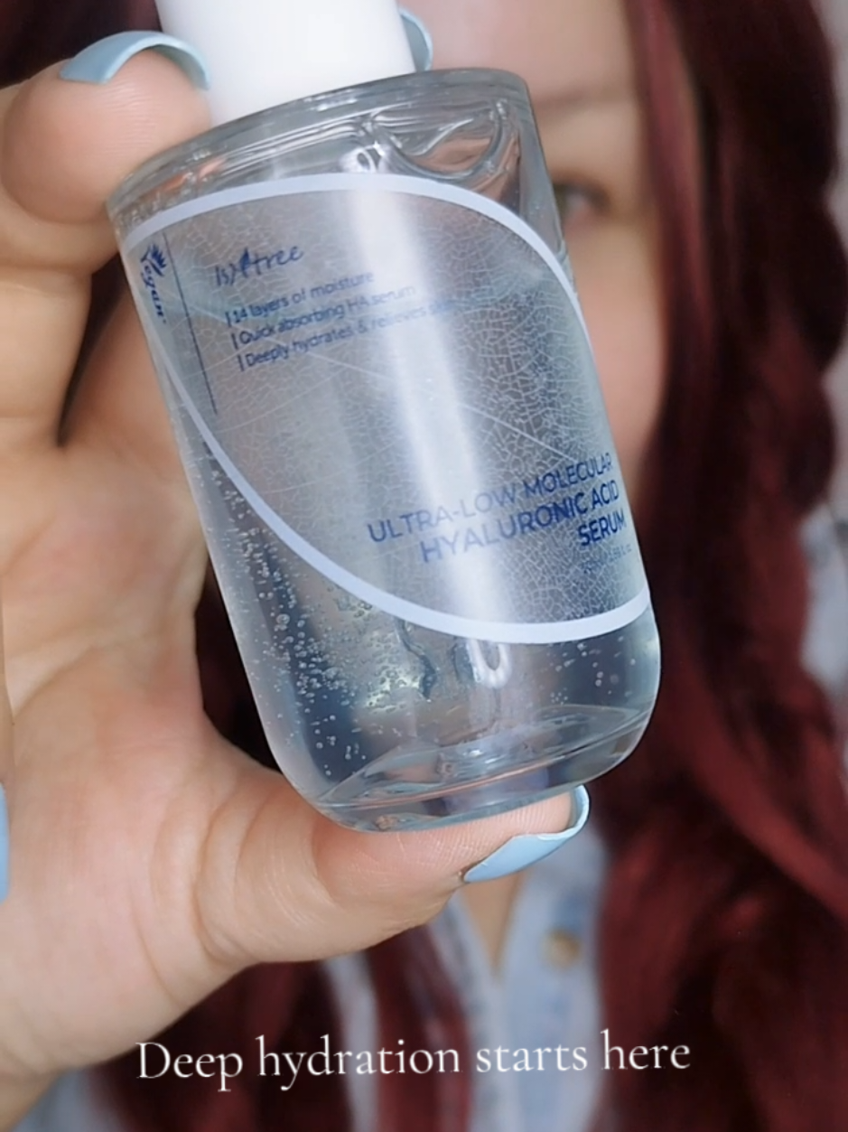 My skin is loving this serum 💧✨ The @Isntree US Ultra Low Molecular Hyaluronic Acid Serum hydrates deeply thanks to its multi-sized hyaluronic acid. It absorbs super fast, isn’t sticky, and leaves my skin soft, fresh, and bouncy. It’s definitely going to be a must-have for the cold days ❄️ Get it on @YesStyle with my code FRESHGLOW51 🩵  . #YesStyle #YesStyleInfluencers #YesStyleReview #Isntree #hyaluronicacid 