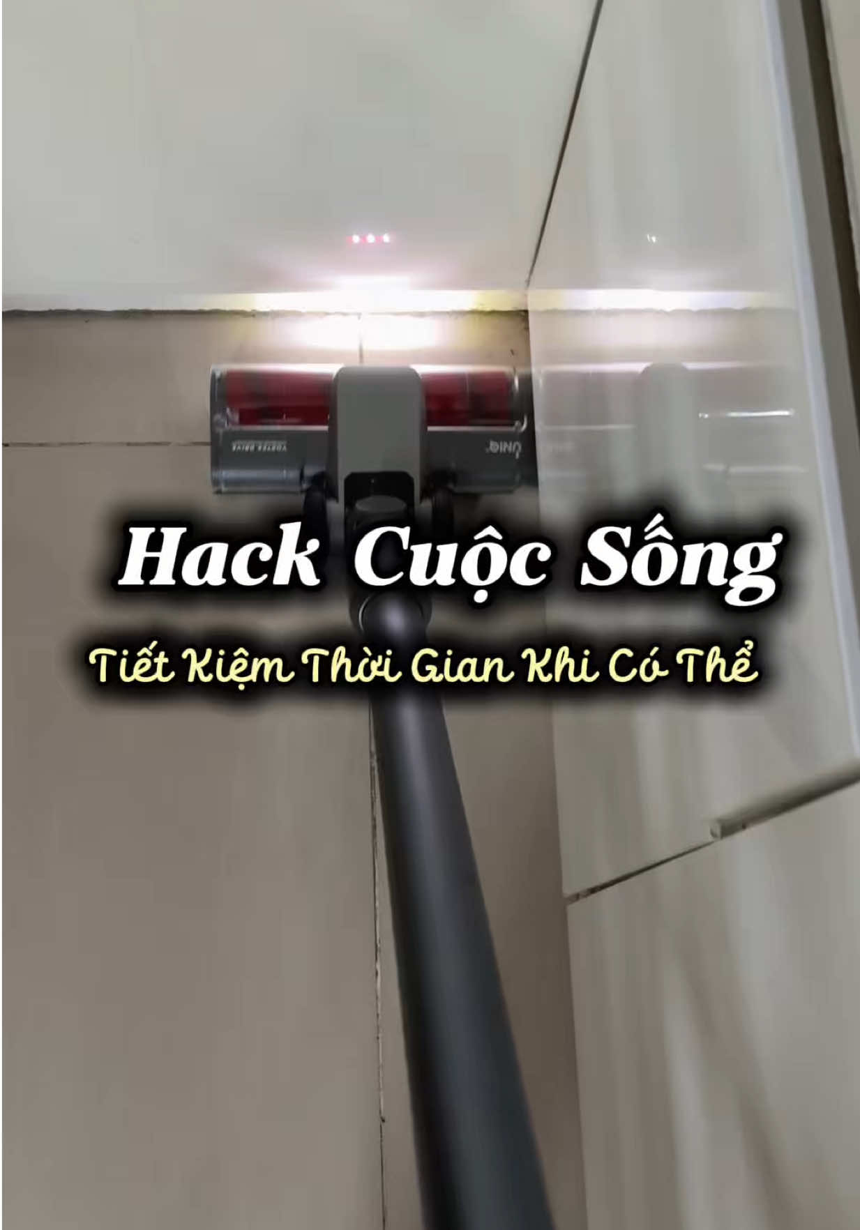 Cái gì máy móc làm được hãy để nó làm, để cho mình có nhiều thời gian cho bản thân hơn. #lananhnhacua #uniq #hutbuikhongday #dondepnhacua #uniqfalconq5 