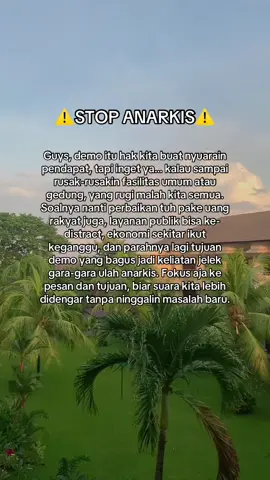 Guys tolong hati-hati, tindakan anarkis itu dampaknya bisa membahayakan #demo #hukumindonesia #ojolmeninggal #anarkis #fakesituation⚠️ #demogedungdpr #dprri 