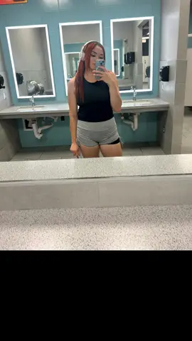 💪🏻❤️ #laredo #fyp  #crunch #stairmaster #workout 