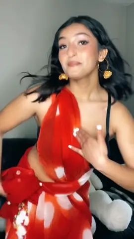 मलाई माइतै सुख छ 😁 #dance #nepaligirls #nepalitiktok #fyp #nepalimodel 