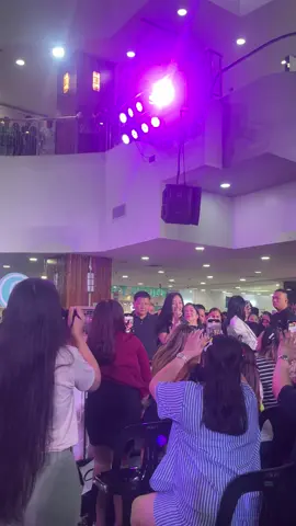 So cloooose 😍 bat kinikilig ako?? Ang pretty pretty mo talaga guuuurl @Princesa༄ ᖭི༏ᖫྀ 💖💖 luv ur pagka soft and demure aweee🥹#hyacinthcallado #badgeniustheseries #hygab 