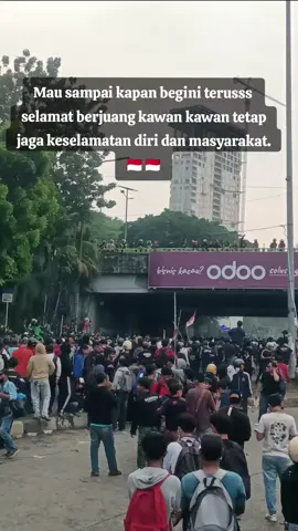 SELAMAT BERJUANG KAWAN-KAWAN 🇲🇨🇲🇨🔥 #demo #dpr #mahasiswa #pelajar #indonesia 