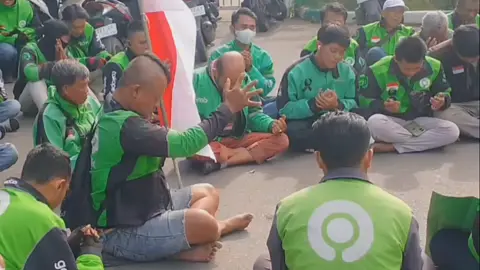 Sisi lain saat aksi solidaritas ojol di Pamekasan 