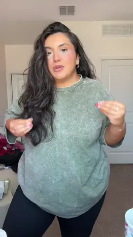 Everyday fit at this point #tiktokshoplabordaysale #tiktokshopcreatorpicks #plussizeoversizedshirts #oversizedtee #oversizedgymtees 