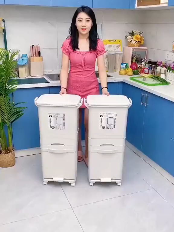 Thùng rác nhựa thông minh 3in1. #giadungthongminh #dogiadungtienich #thungracthongminh