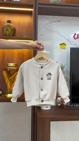 Áo khoác Bomber bé trai phong cách Hàn Quốc năng động cá tính#aokhoacbetrai #aokhoacbomber #aokhoacbomberchobe #thoitrangtreem #xuhuong 