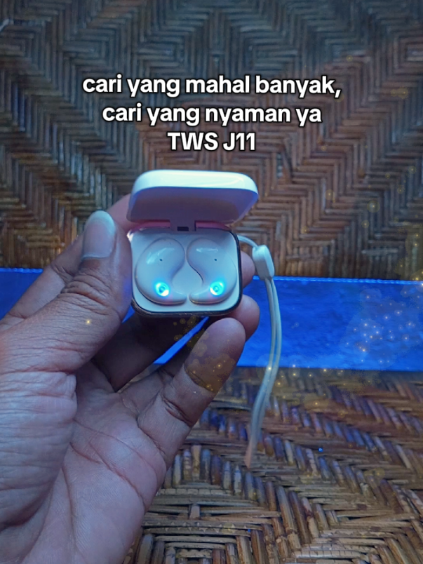 tws J11 headset bluetooth harga murah suara jernih fullbass. #earphonej11 #headsetbluetoothtidur #twsuntuktidur #earphoneuntuktodur #wibgajian 